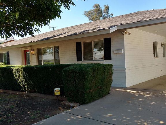 3rd image of 2040 E Mulberry Dr