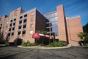 1st image of 1450 Plymouth Ln APT 305
