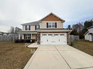 153 Newport Ct, Raeford, NC 28376