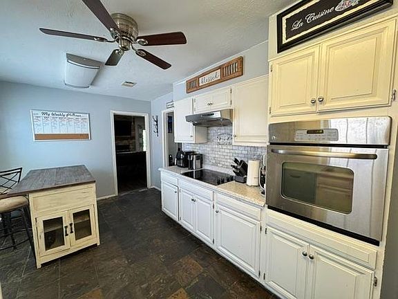 5th image of 1026 Meadowland Dr