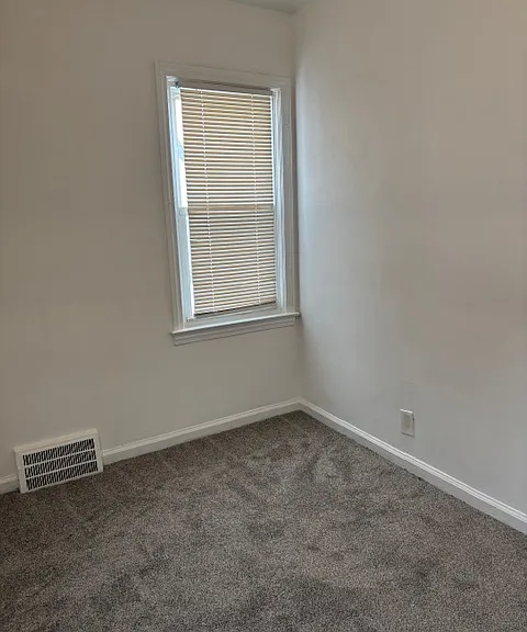 18134 Vaughan St — Photo 10