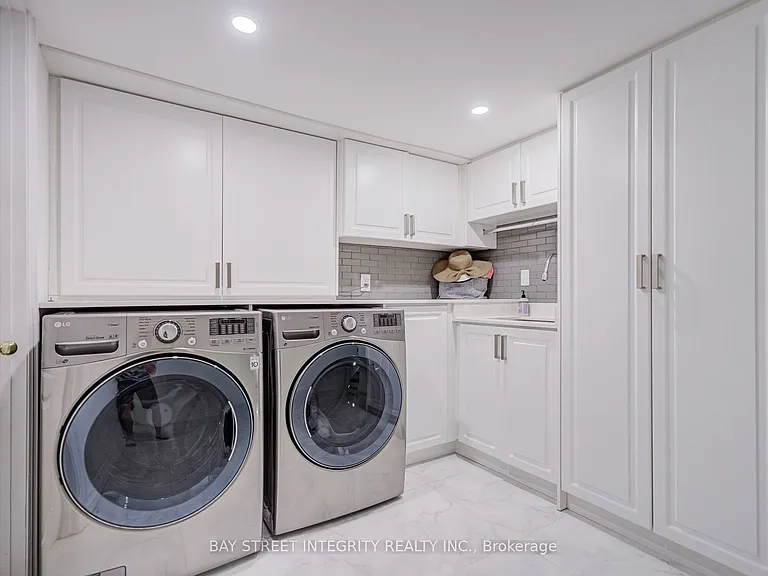 354 Old Orchard Grv — Photo 42