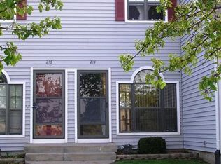 214 Stonebridge Ln, Smithville, MO 64089