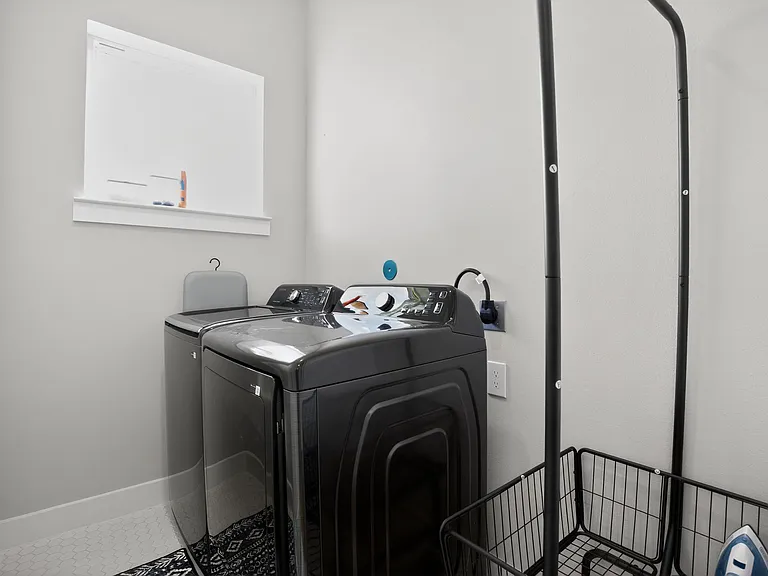 3010 Bell St #3010 — Photo 17