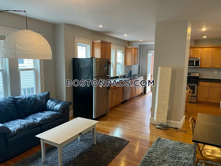 64 Frederick Ave #1 — Photo 3