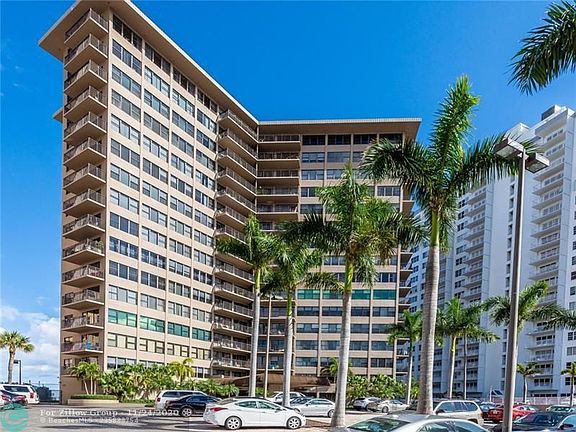 2nd image of 3800 Galt Ocean Dr APT 908