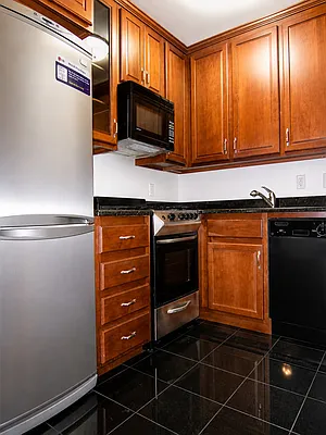 Kitchen, photo 1
