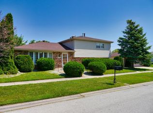 10137 Mansfield Ave, Oak Lawn, IL