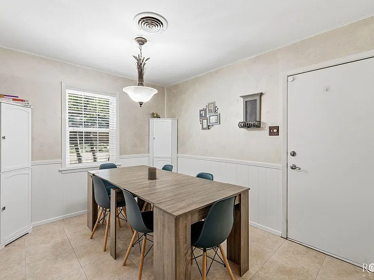 3108 Oak Forest Dr — Photo 17