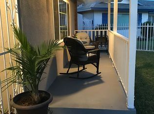 420 W Cromwell St, Rialto, CA 92376