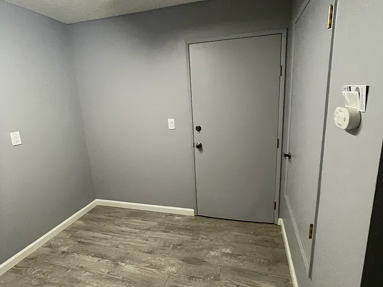 5967 Alpine Ave — Photo 7