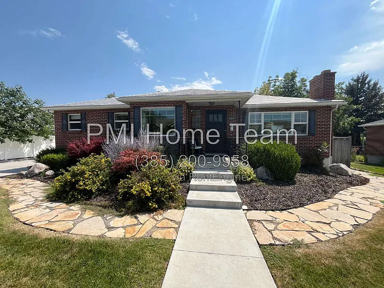 266 E 100 N — Photo 2