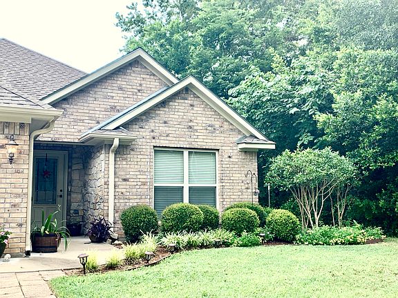 4th image of 1701 Tanglewood Cir