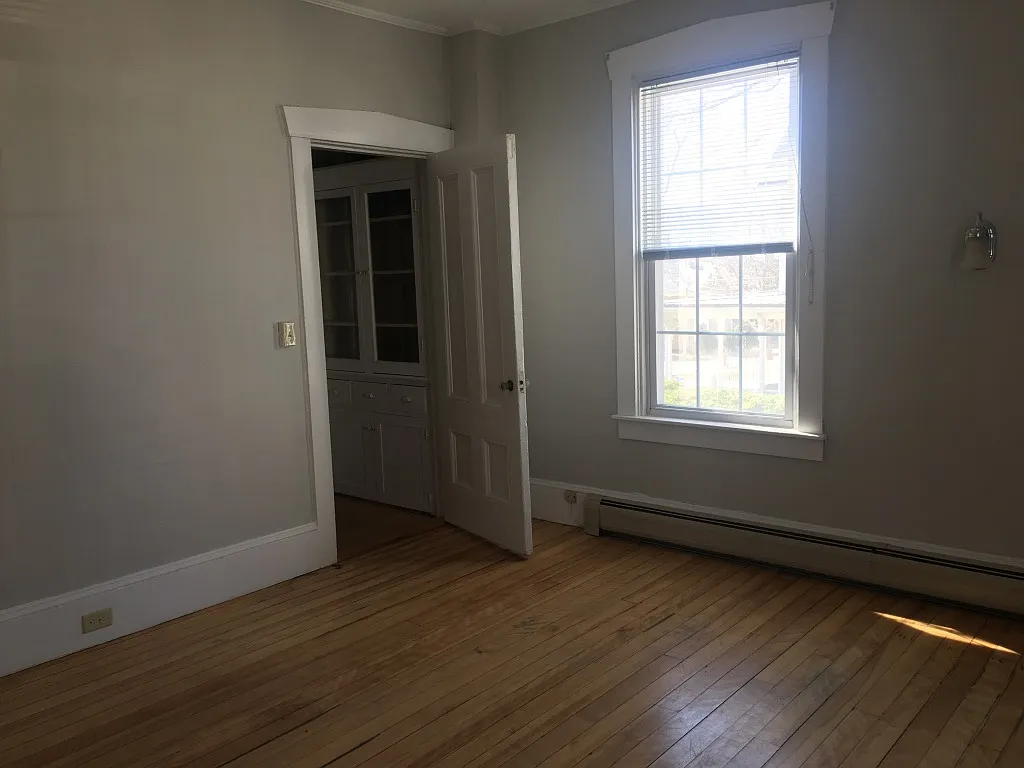 47 5th St — Photo 3