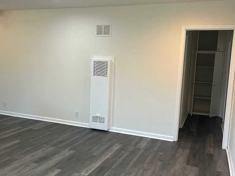 6859 N Coldwater Canyon Ave #3 — Photo 4