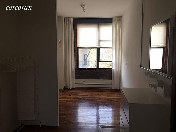 5th image of 13 Lexington Ave APT 7