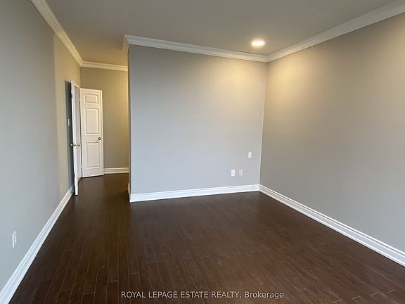 4th image of 280 Simcoe St #Penthouse 3
