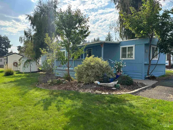 411 N Almon #205, Moscow, ID 83843