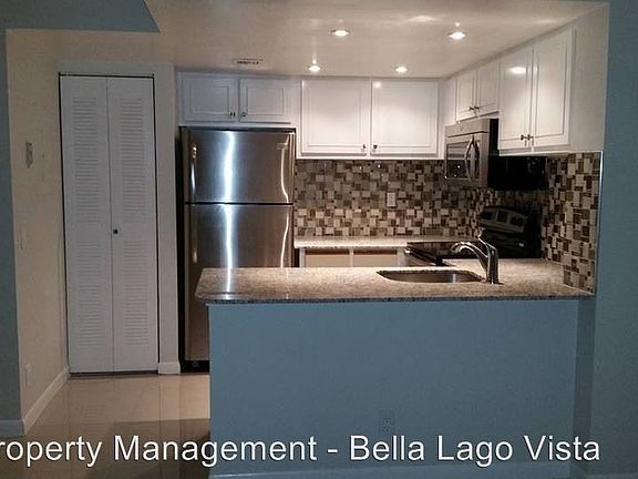 2nd image of 752 Executive Center Dr APT 29