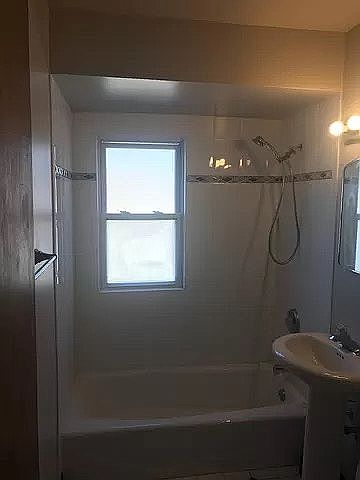 1st image of 10518 S Artesian Ave APT 1S