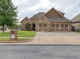 19724 Meadow Bend Ave, Edmond, OK 73012