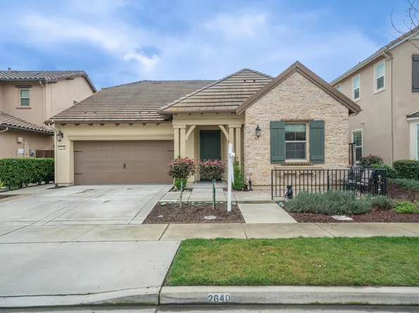 2640 Tiffany St, Lodi, CA 95242