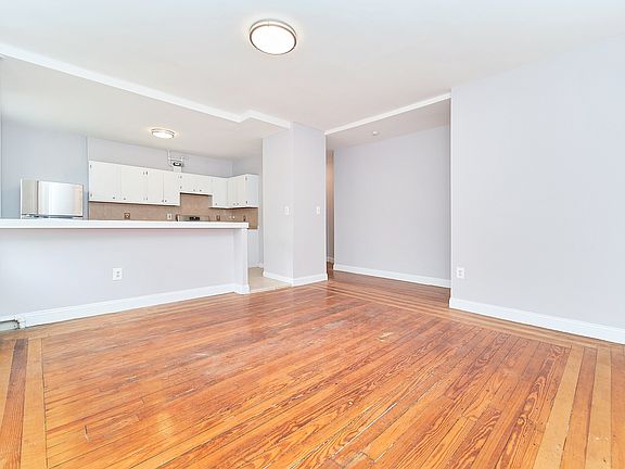 3rd image of 100 W 139th St APT 16