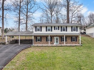 186 Broyles Dr, Caryville, TN 37714