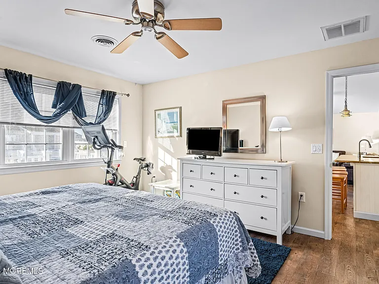 144 Peter Rd — Photo 21