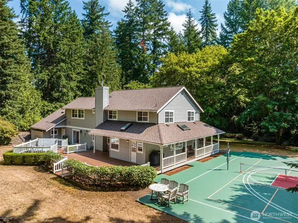 703 245th Place NE, Sammamish, WA 98074
