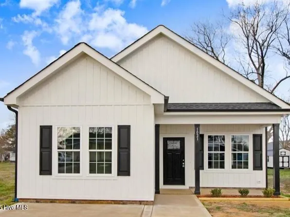 1021 E Edgerton Street, Dunn, NC 28334