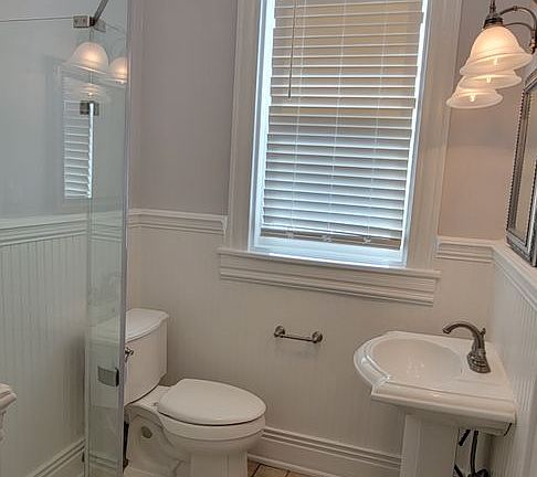 5th image of 2412 Hanover Ave