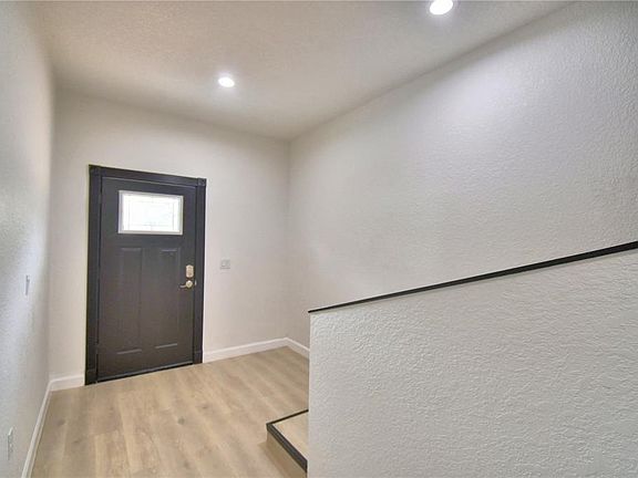 3rd image of 2264 W Longbottom Rd