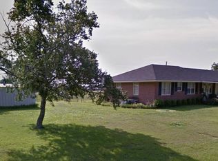 612 N Jones St, Doerun, GA 31744