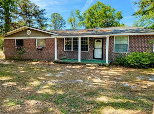 422 S Macon St, Ludowici, GA 31316