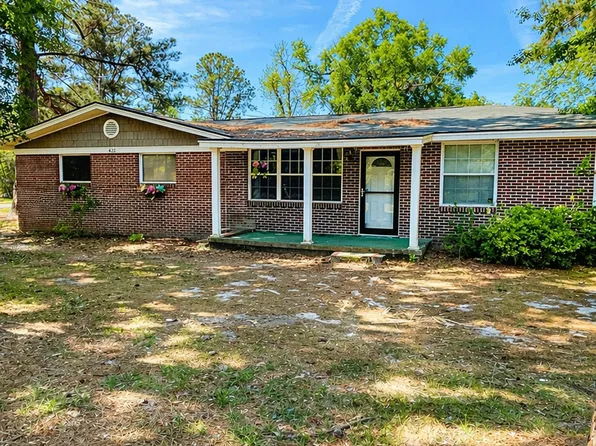 422 S Macon St, Ludowici, GA 31316