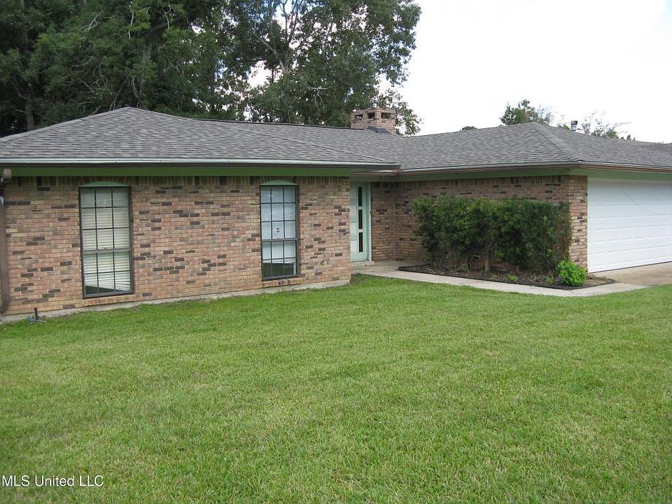 1st image of 87131 Golf Club Dr