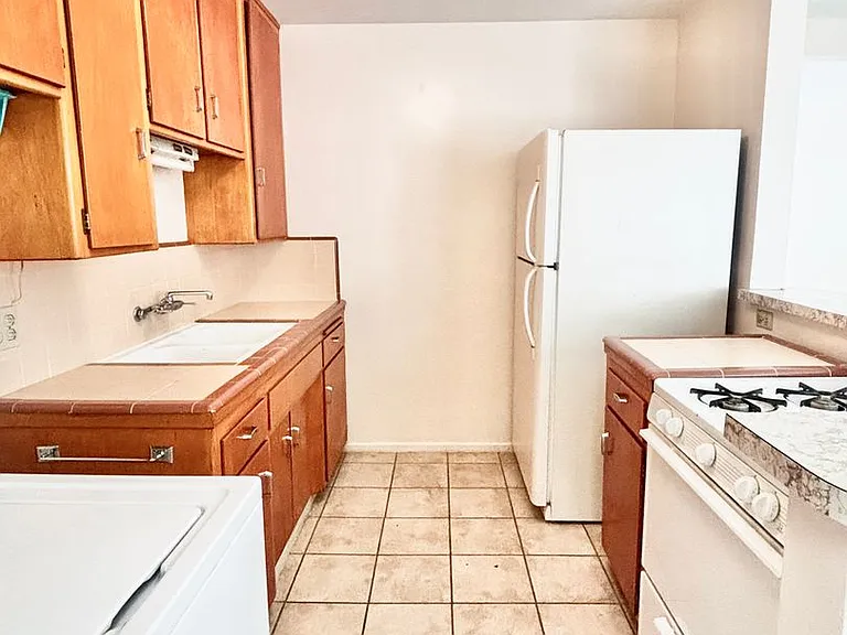 236 Avenida Santa Barbara — Photo 6