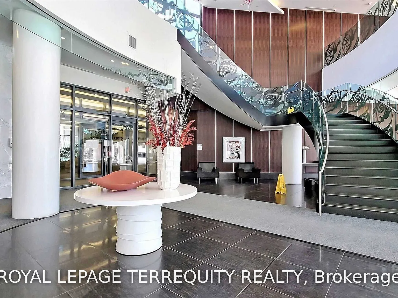 1 bed, $2,280 — Photo 3
