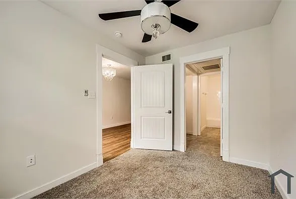 1 bed, 367 sqft, $1,285 — Photo 3