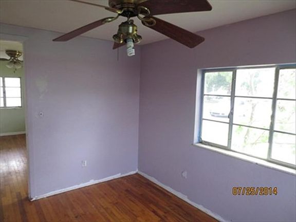 5th image of 3920 55th Ave N