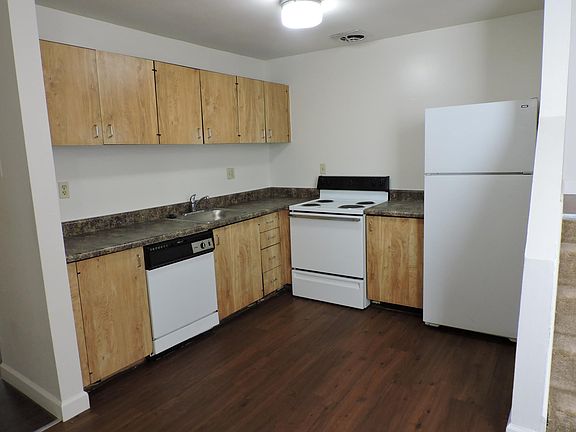 5th image of 1946 Sidney St APT B