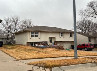 15148 Madison St, Omaha, NE 68137