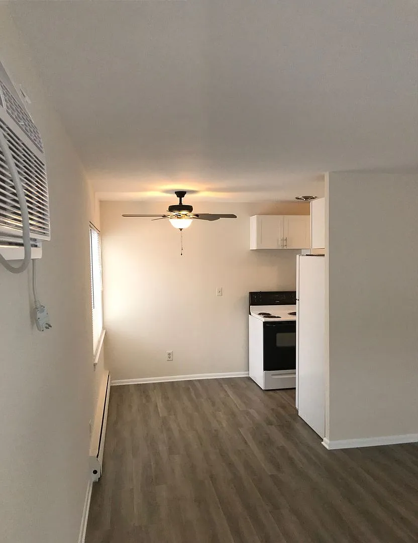 Underhill Apartments — Photo 4