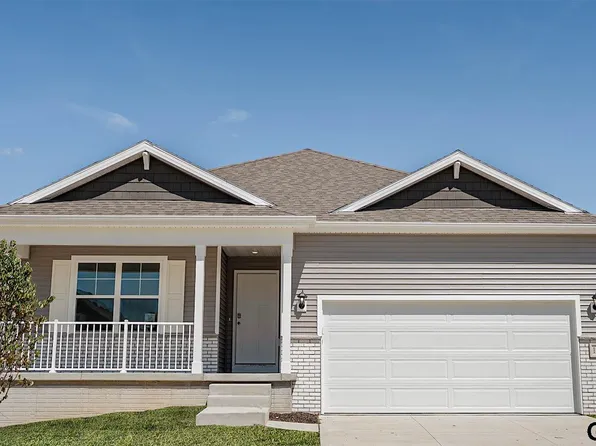 12664 S 205th Ave, Gretna, NE 68028