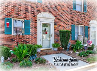 1330 5th St NE APT 24, Hickory, NC 28601