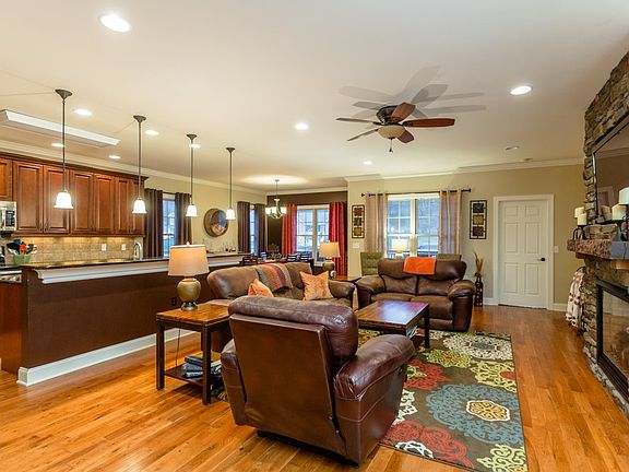 4th image of 1191 Landon Dr