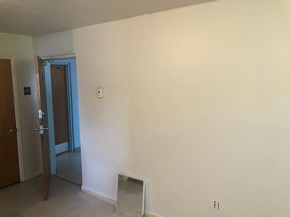 4th image of 5 Highland Ave