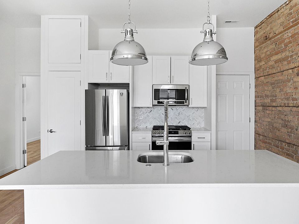 1st image of 1842 S Blue Island Ave #3F