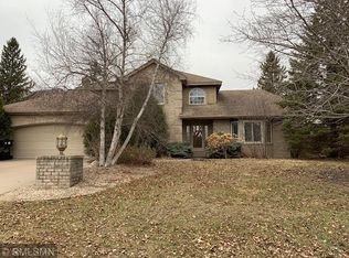 809 Deer Trail Point, Mendota Heights, MN 55118
